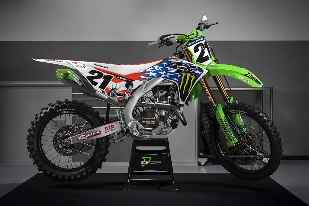 Dekor Monster Energy 2025 USA Edition passend für Kawasaki – Bild 1