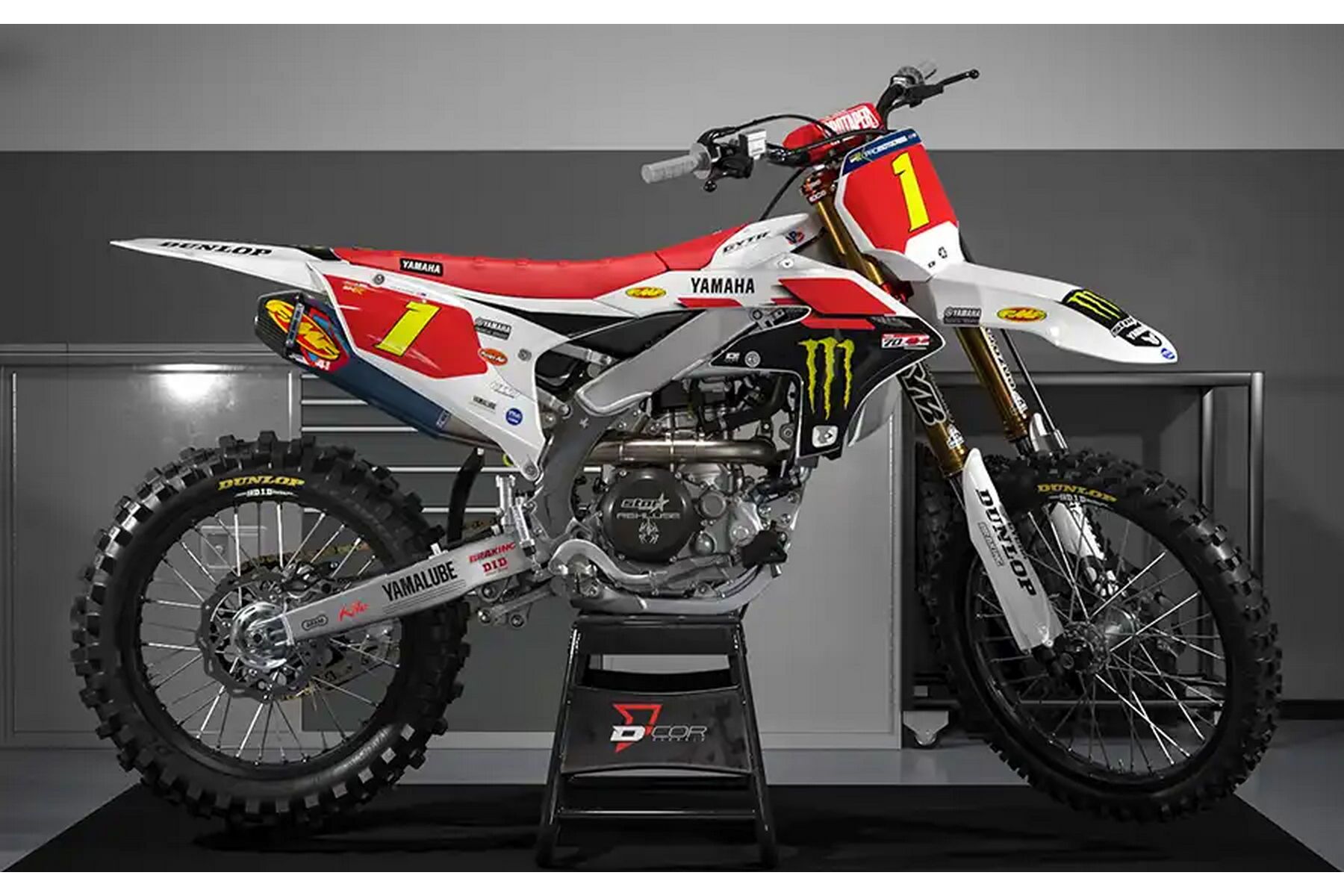 Dekor Monster Energy | Star Racing 2025 Retro Edition V2 passend für Yamaha – Bild 1