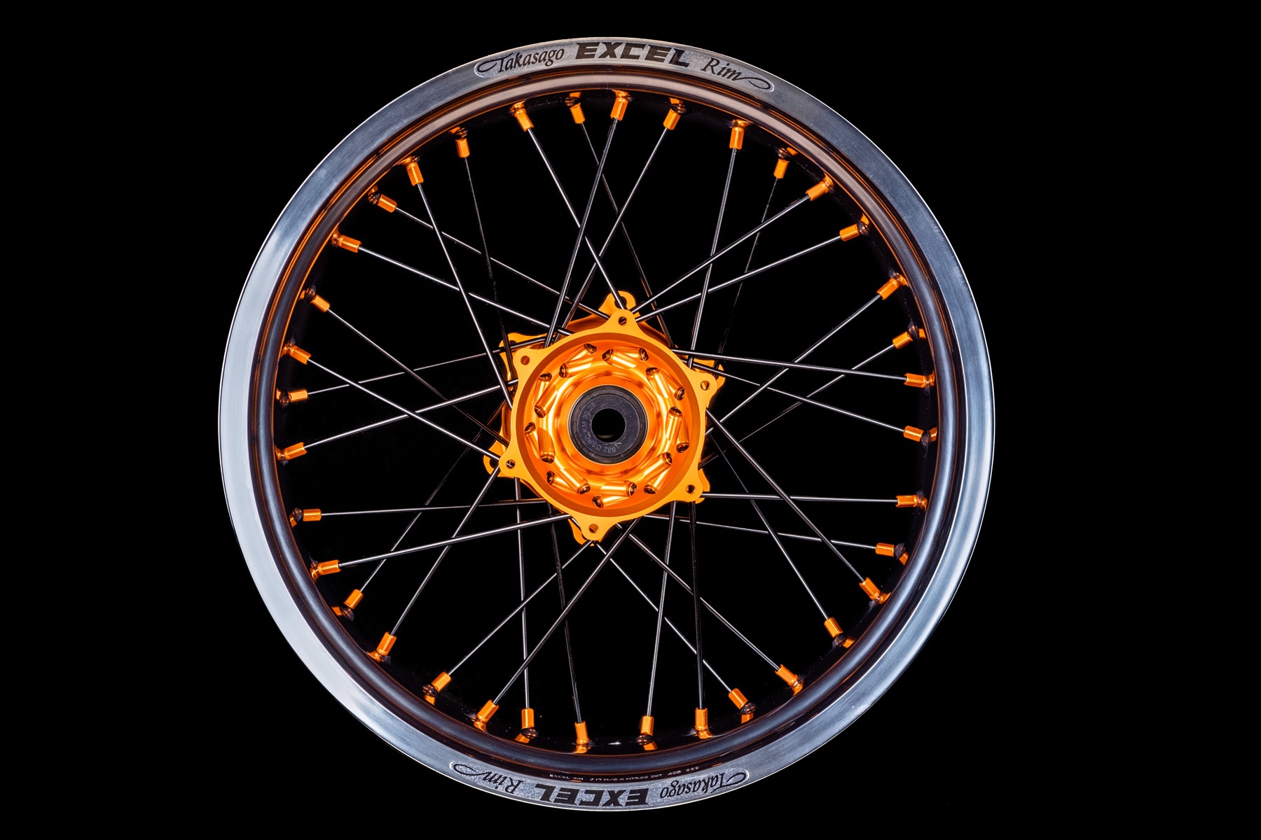 Supermoto Radsatz von Haan Wheels mit Pulver Beschichtung in Wunschfarbe