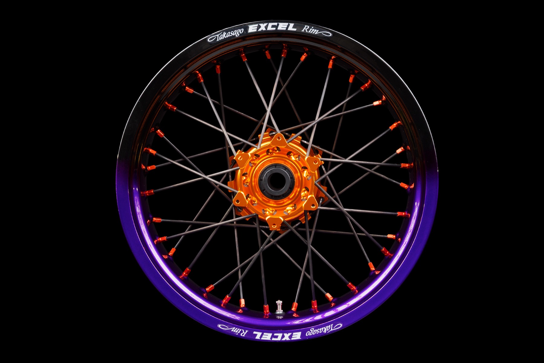 Supermoto Radsatz von Haan Wheels mit Pulver Beschichtung in Wunschfarbe