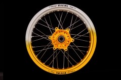 Supermoto Radsatz von Haan Wheels mit Pulver Beschichtung in Wunschfarbe